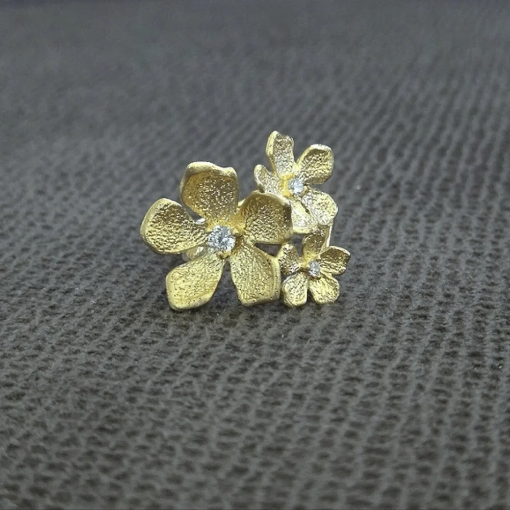 Mia Fiore Textured Gold💛 Triple3️⃣ Blossom🌸 Ring💍 - NWT - Picture 3 of 16